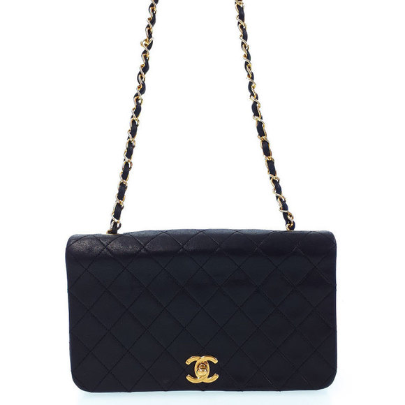 Chanel Matelasse Chain Shoulder Bag Lambskin - Picture 1 of 9